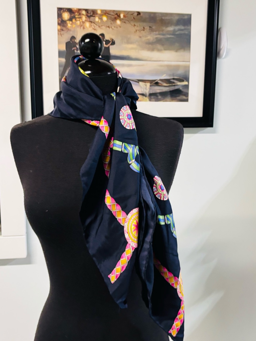 ❤️Vintage Carlisle 100% Silk Mandala Scarf - Picture 2 of 7